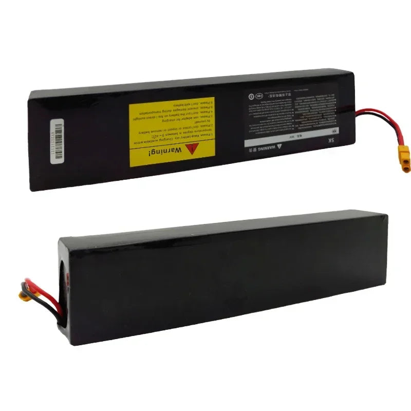 36V 10Ah Batteri til Elsparkesykkel – XT60 324Wh Lithium-ion 10S3P med 2000W BMS | 300×71×39mm